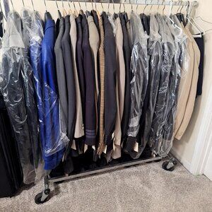 20 Assorted Mens 2piece suits with mathing trousers